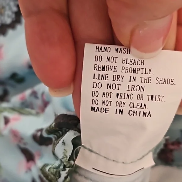 **Clearance** Vintage skirt - Picture 4 of 8